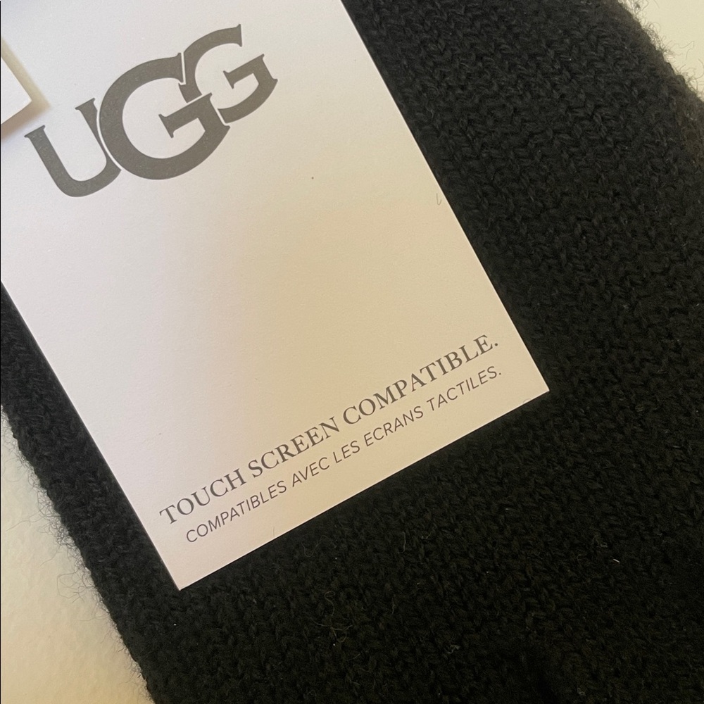 UGG TECH GLOVES NWT - image 5